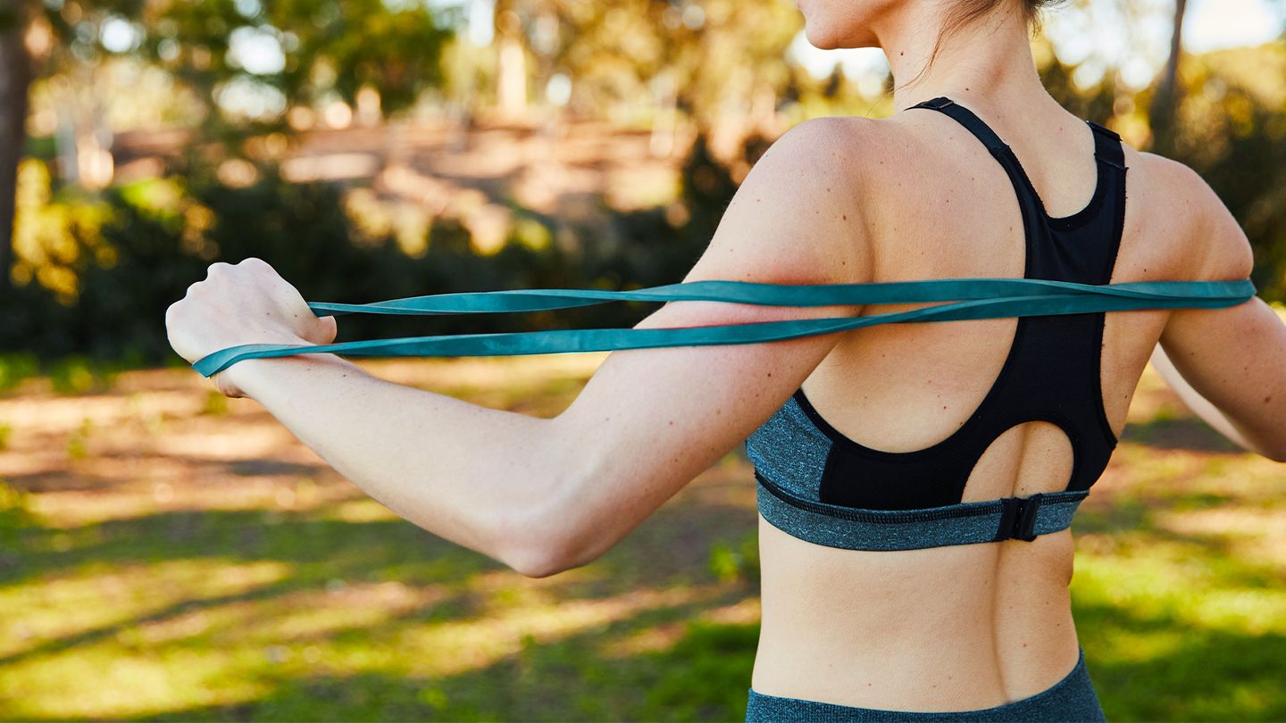 7 Biggest Resistance Band Exercises for the Shoulders and Arms