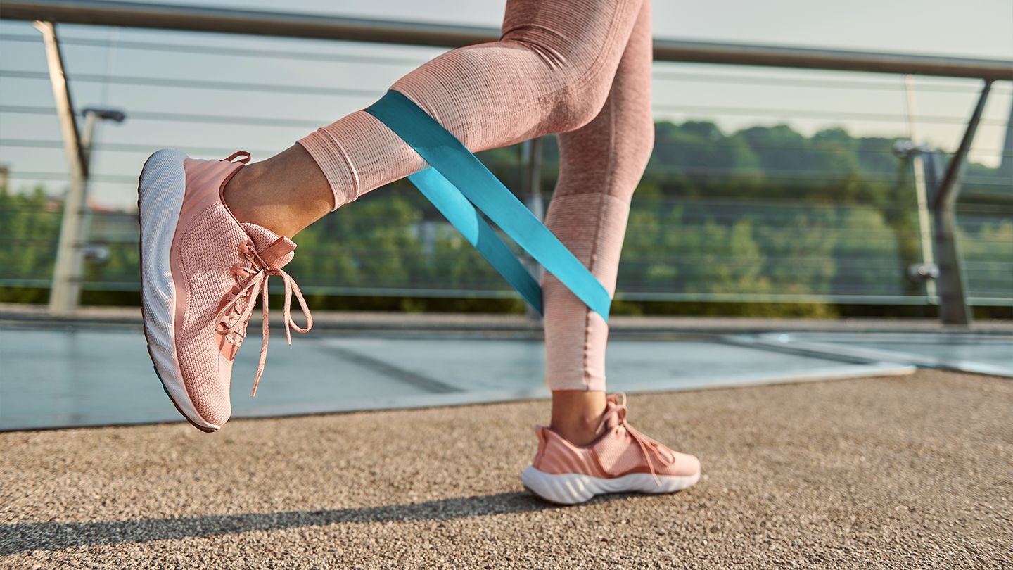 7 Most interesting Resistance Band Exercises for the Legs